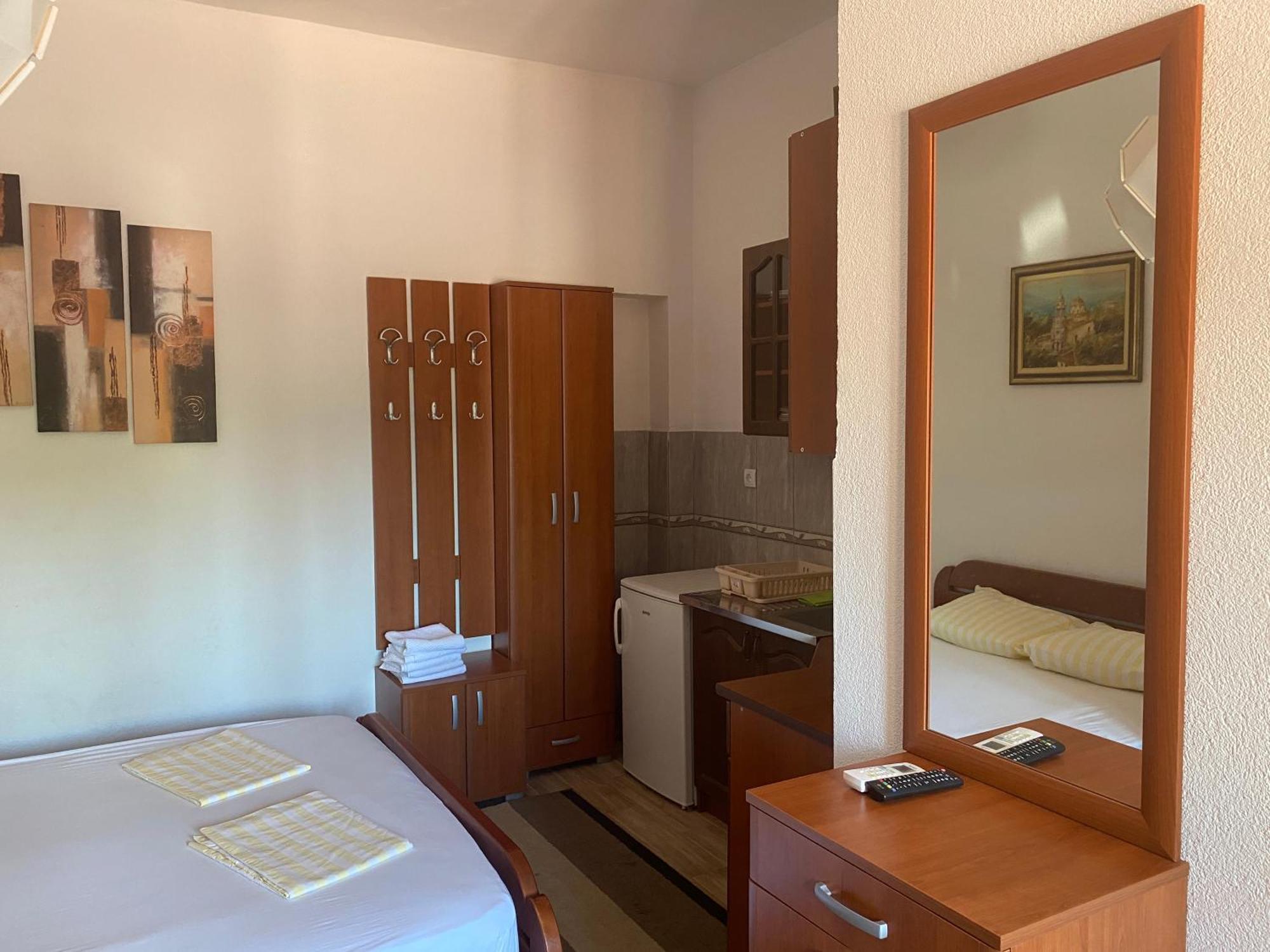 Vila Corovic Kumbor Bagian luar foto